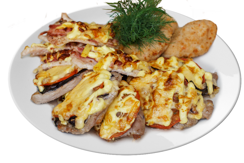 Мясо с баклажанами запечённое